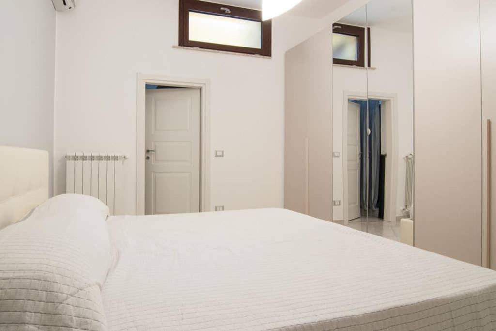 Hh Selection Emiro Villa Lascari Eksteriør bilde
